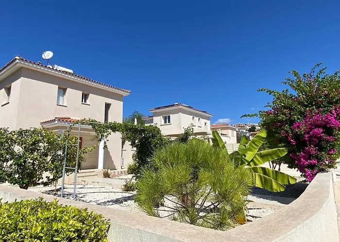 Luxury Phaedra Vila Klorakas