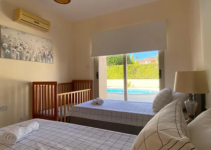 Vila Luxury Phaedra Klorakas