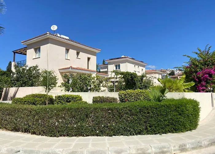 Luxury Phaedra Villa *